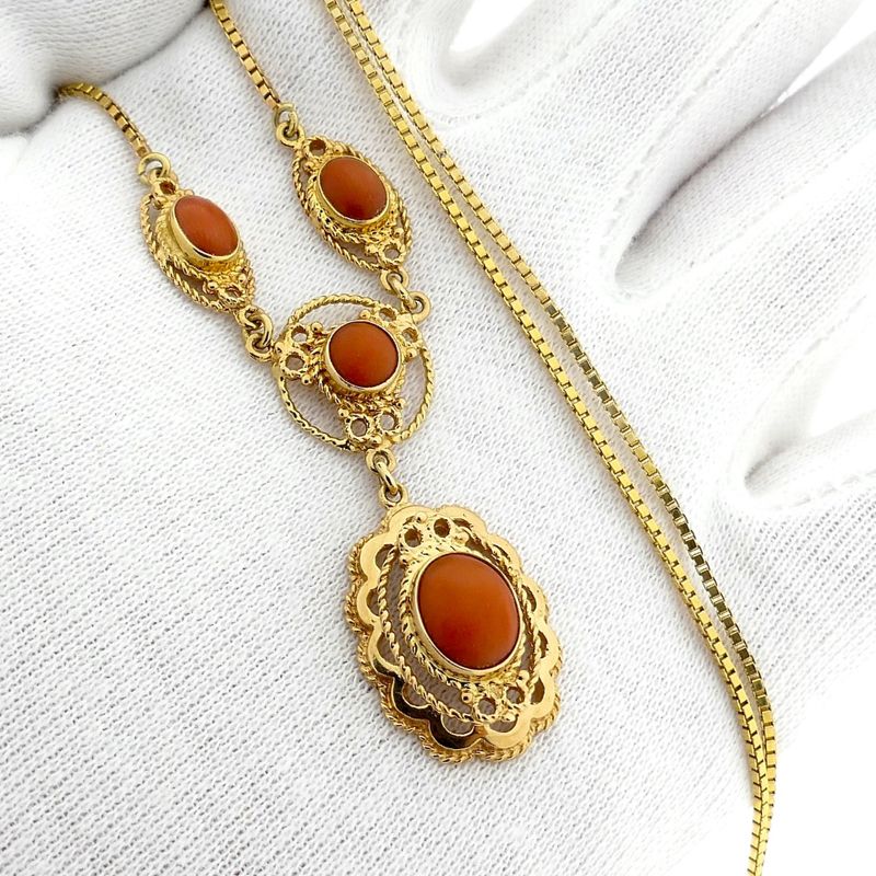 Image 9 of Antique gold Venetian link chain with fixed pendant and blood coral
