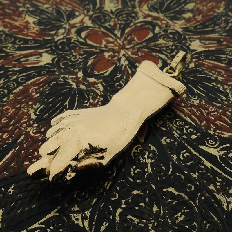 Image 8 of Gold pendant; Figa fist