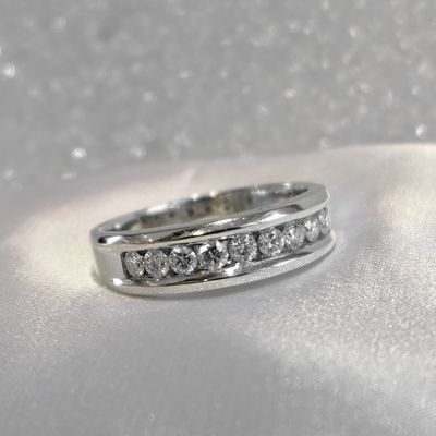 White gold ring with diamond | 0.63 ct. Image 2 of White gold ring with diamond | 0.63 ct.