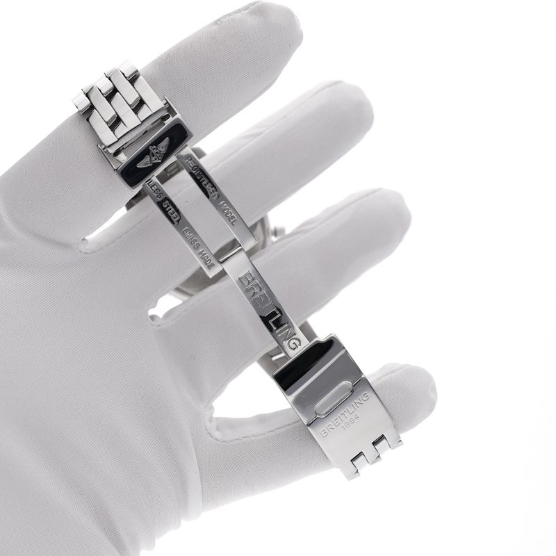 Image 10 of Breitling Navitimer '92 Chronograph A30022; Automatic men's watch