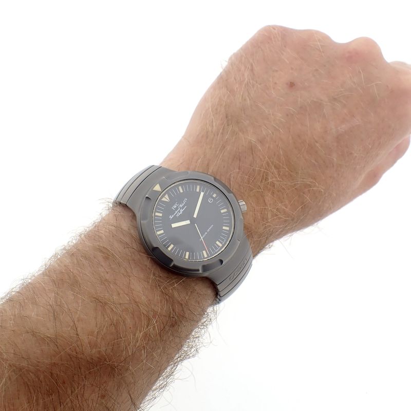 Image 12 of IWC Porsche Design Ocean 2000 'Kampfschwimmer'; Titanium diving watch