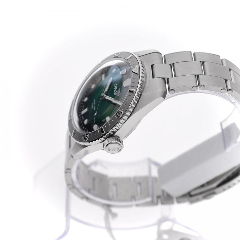 Image 5 of Oris Divers Sixty-Five '5-Days' Cal. 400 Automatic Watch
