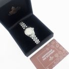 Image 14 of Tudor Princess Oysterdate; Automatisch dames horloge met witgouden bezel