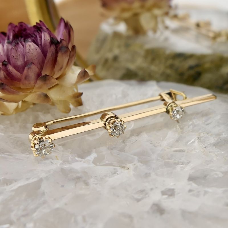 Image 2 of Rose gold brooch with diamond; 0.45 ct.