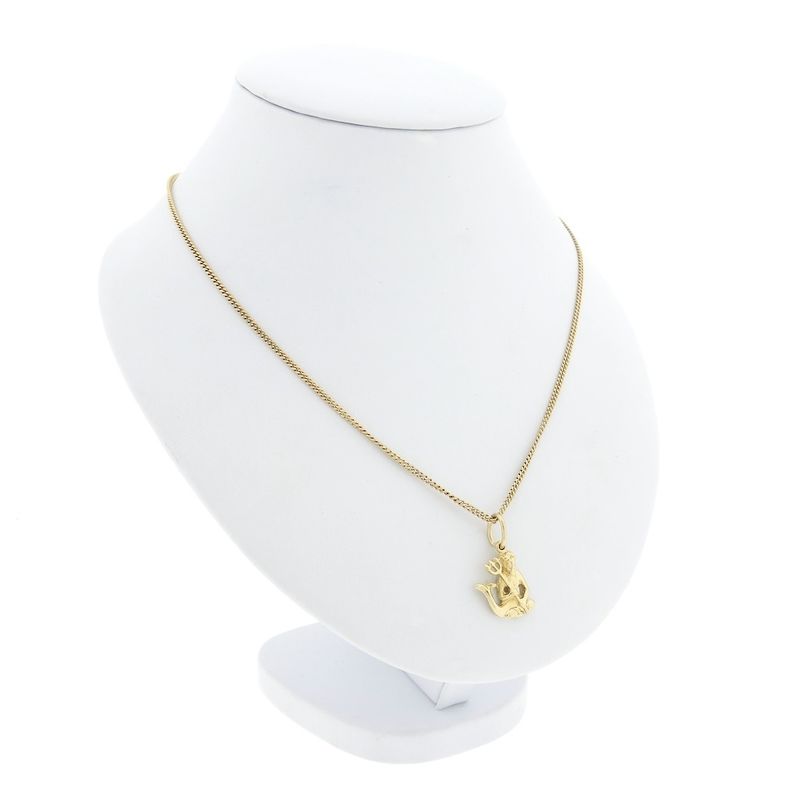 Image 4 of Gold pendant of Neptune