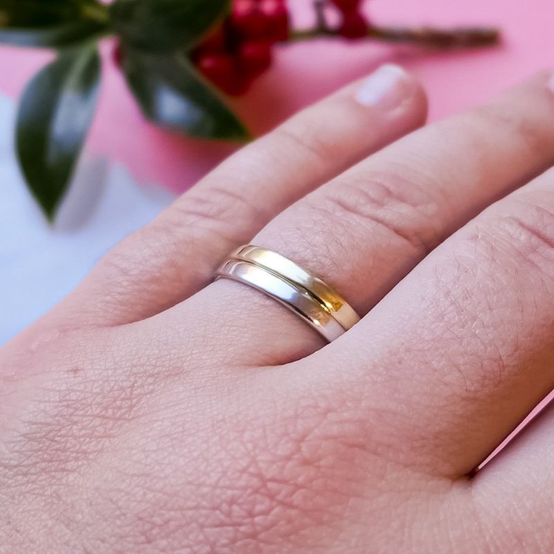 Image 4 of Two-tone gold ring