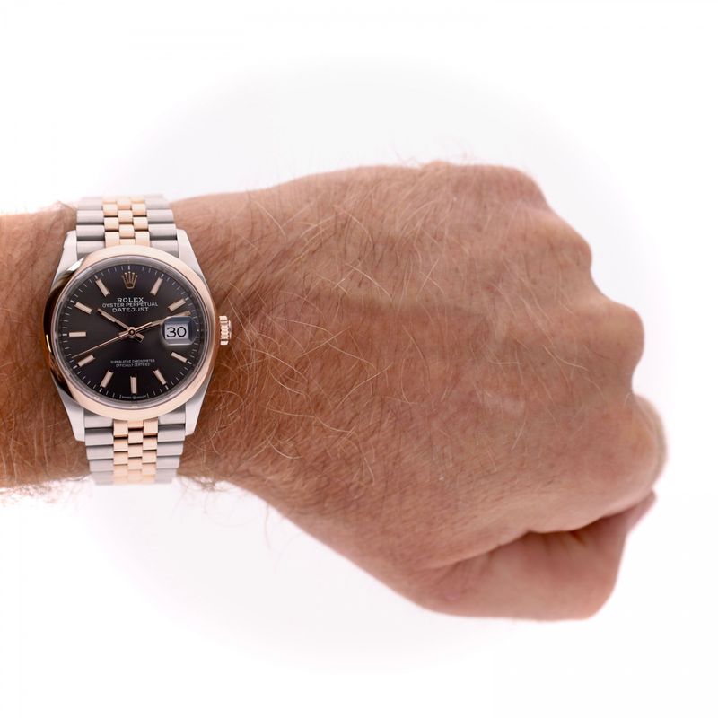 Image 16 of Rolex Datejust 36mm 'Oystersteel & Everose Gold' 126201; Automatic Watch