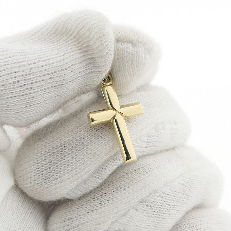 Image 6 of Gold pendant of a cross