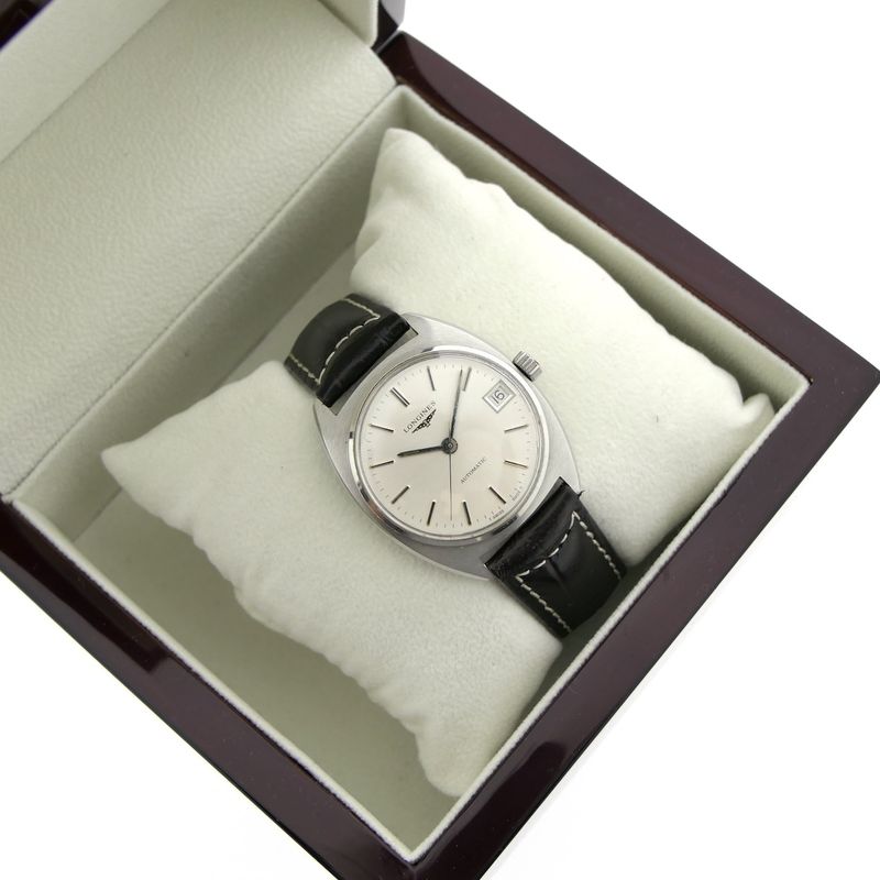 Image 19 of Longines Automatic Cal. L890.1; Vintage automatic watch