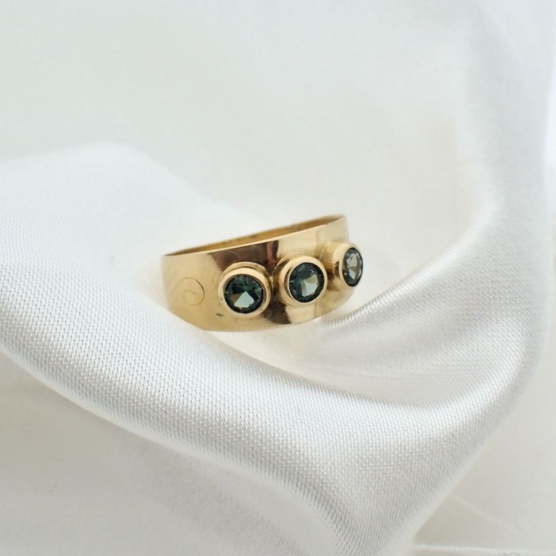 Image 6 of Gold ring with tourmaline