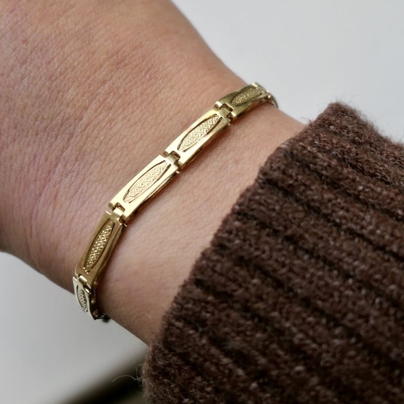 Image 8 of Golden fantasy link bracelet | 19 cm