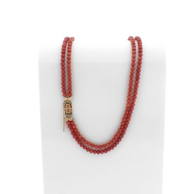 Vintage/antique red coral bead necklace with gold clasp | 56 cm Image 1 of Vintage/antique red coral bead necklace with gold clasp | 56 cm