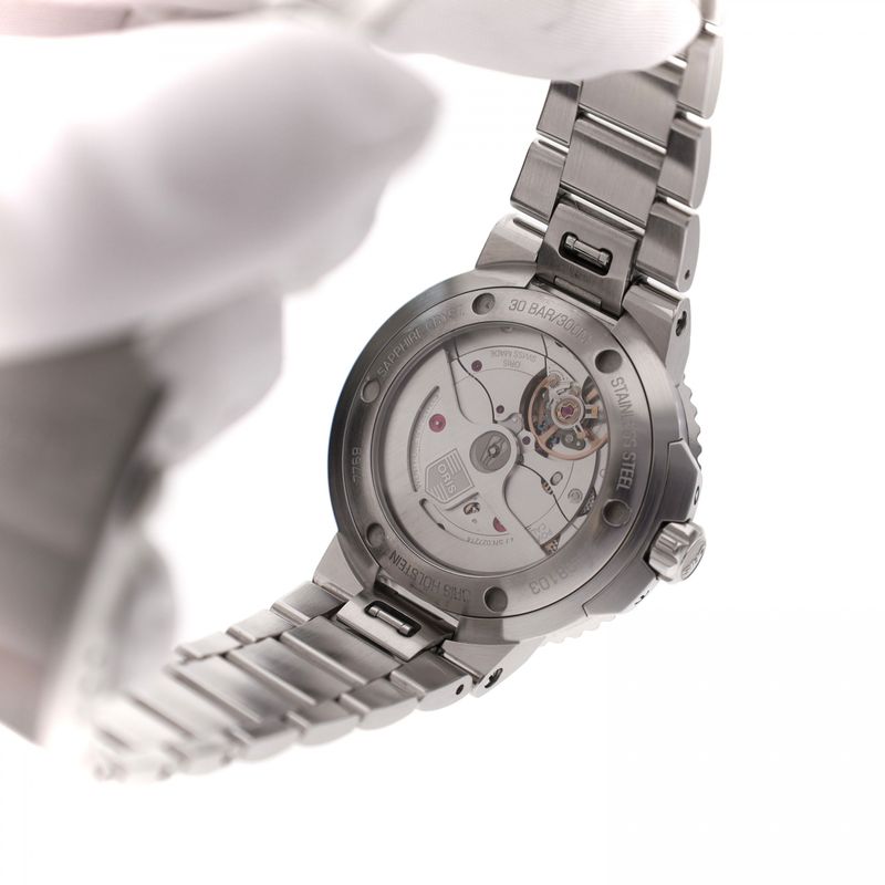 Image 10 of Oris Aquis Date '5-Days' Automatic Watch