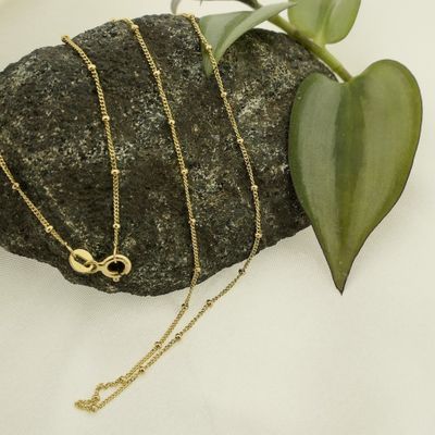 Image 2 of Gold gourmet link chain with beads | 42.5 cm