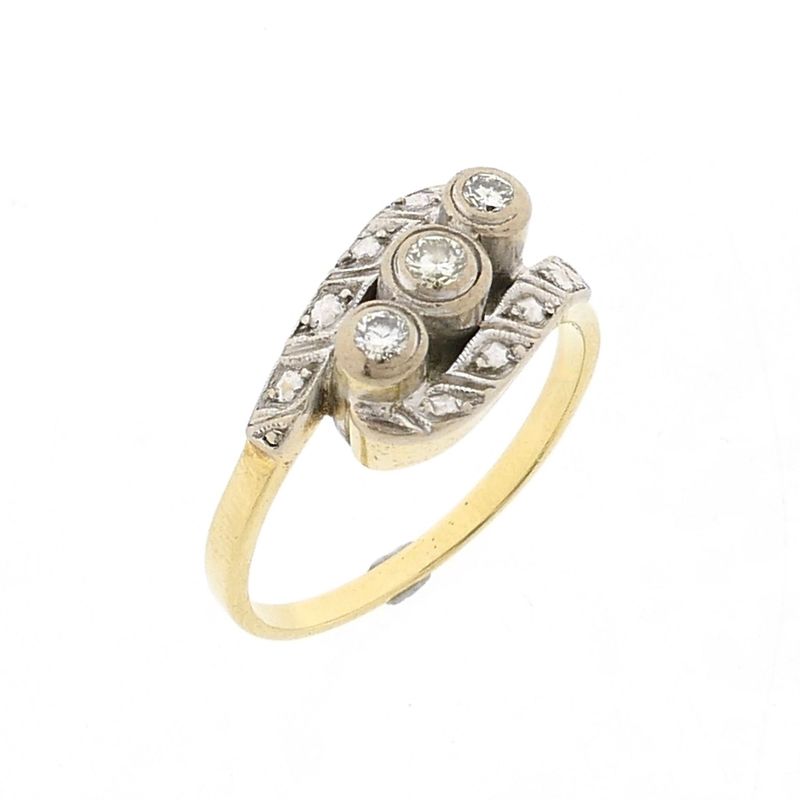 Image 1 of Bicolor Gold Ring with Diamond; 0.19 ct.