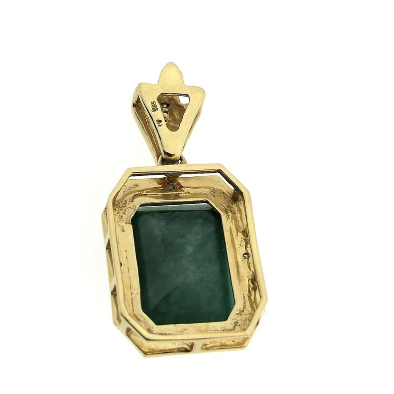 Image 6 of Vintage gold pendant with aventurine and diamonds; 0.04 ct.