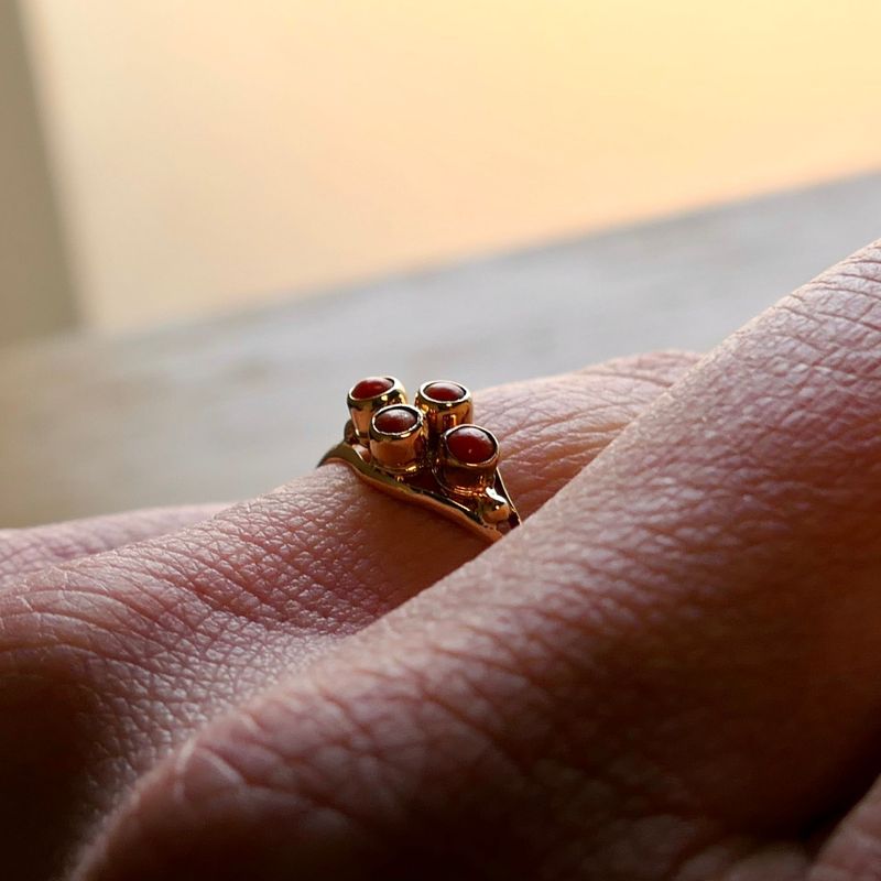 Image 10 of Vintage gold ring with blood coral