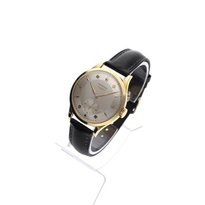 Image 2 of Longines Classic ref. 6055; Vintage 18k gold watch from 1958