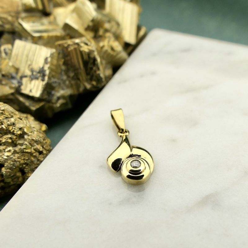 Image 8 of Floral gold pendant with diamond | 0.04 ct.