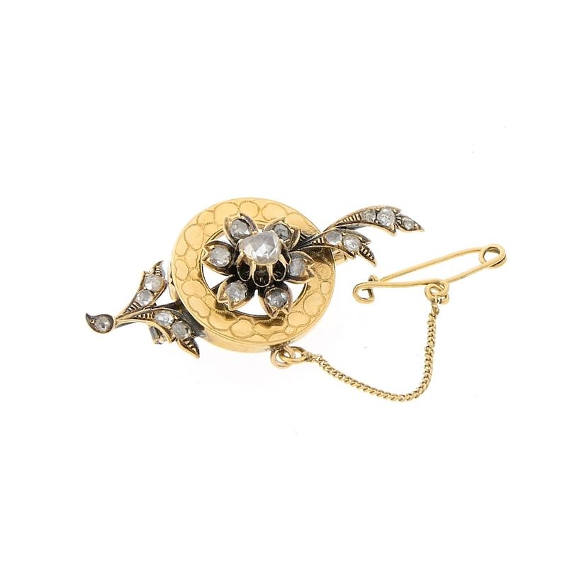 Image 5 of Antique gold brooch with rose-cut diamonds; approx. 0.40 ct.