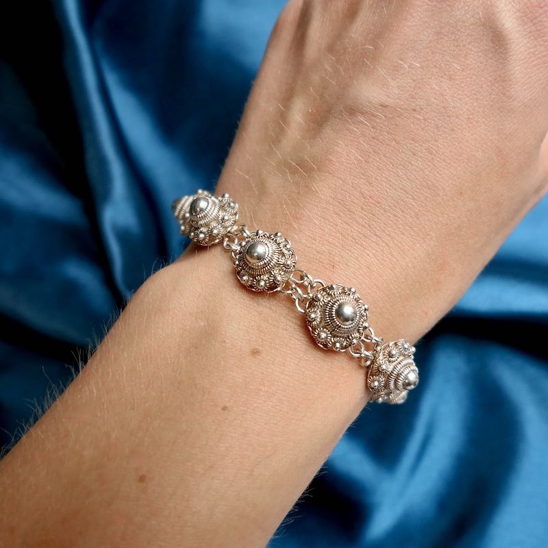Image 10 of Vintage silver bracelet with Zeeland buttons | 18.5 cm