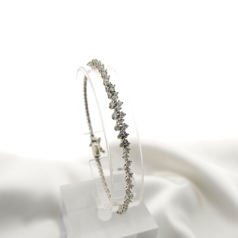 Image 3 of 18-karat white gold fantasy link bracelet with diamond; 1.45 ct. | 19 cm