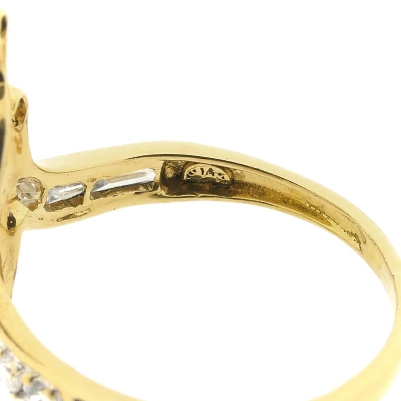 Image 9 of Gold ring with zirconia
