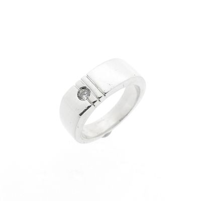 Image 1 of Silver ring with zirconia