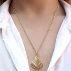 Image 2 of Vintage gold pendant