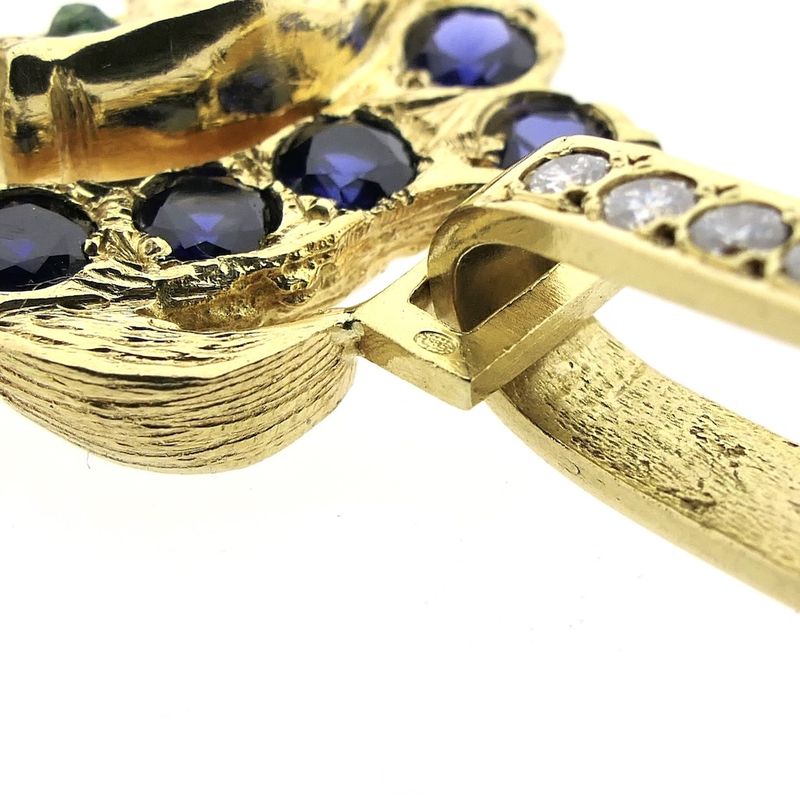 Image 5 of Solid gold zodiac sign pendant with sapphire, emerald and diamonds; Pisces