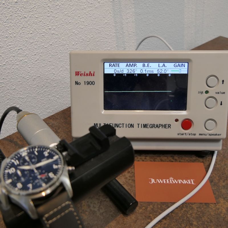 Image 21 of IWC Pilot Chronograph IW3881; Automatic men's watch