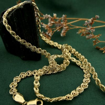 Gold (double) Prince of Wales link necklace | 46.5 cm Image 2 of Gold (double) Prince of Wales link necklace | 46.5 cm