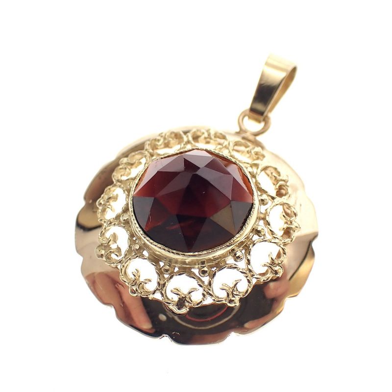 Image 6 of Vintage gold pendant with garnet