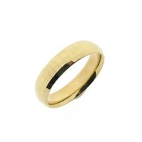 Gold ring with facets