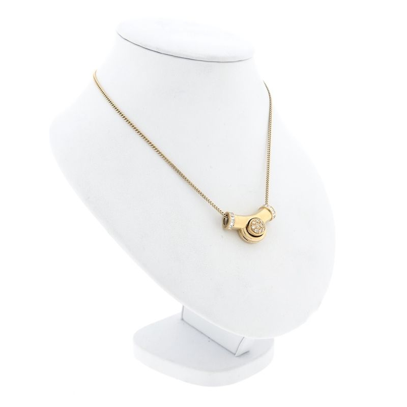 Image 3 of Gold pendant with diamond; 0.48 ct.