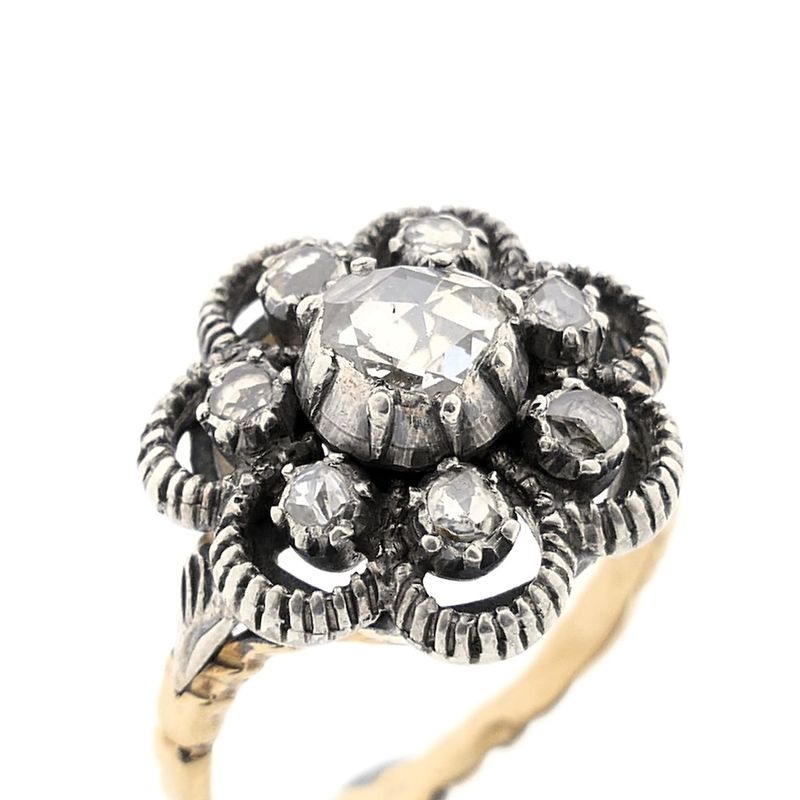 Image 3 of Gold Victorian ring with rose-cut diamonds; Approx. 0.34 ct.