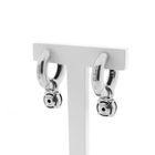 Image 4 of Silver earrings with onyx | TiSento