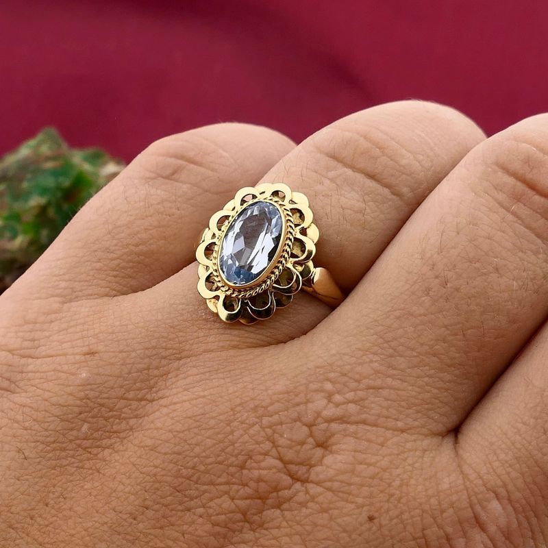 Afbeelding 4 van Gouden ring met aquamarijn