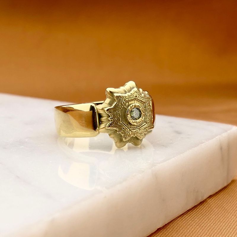 Image 2 of Men's Gold Pinky Ring with Green Moissanite