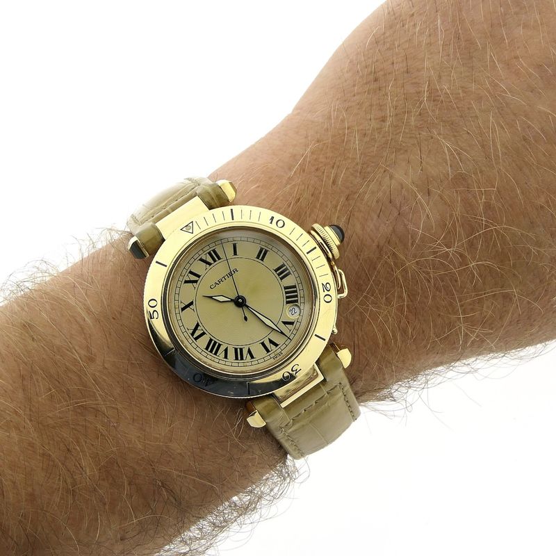 Image 14 of Cartier Pasha Automatic; 18k gold unisex watch