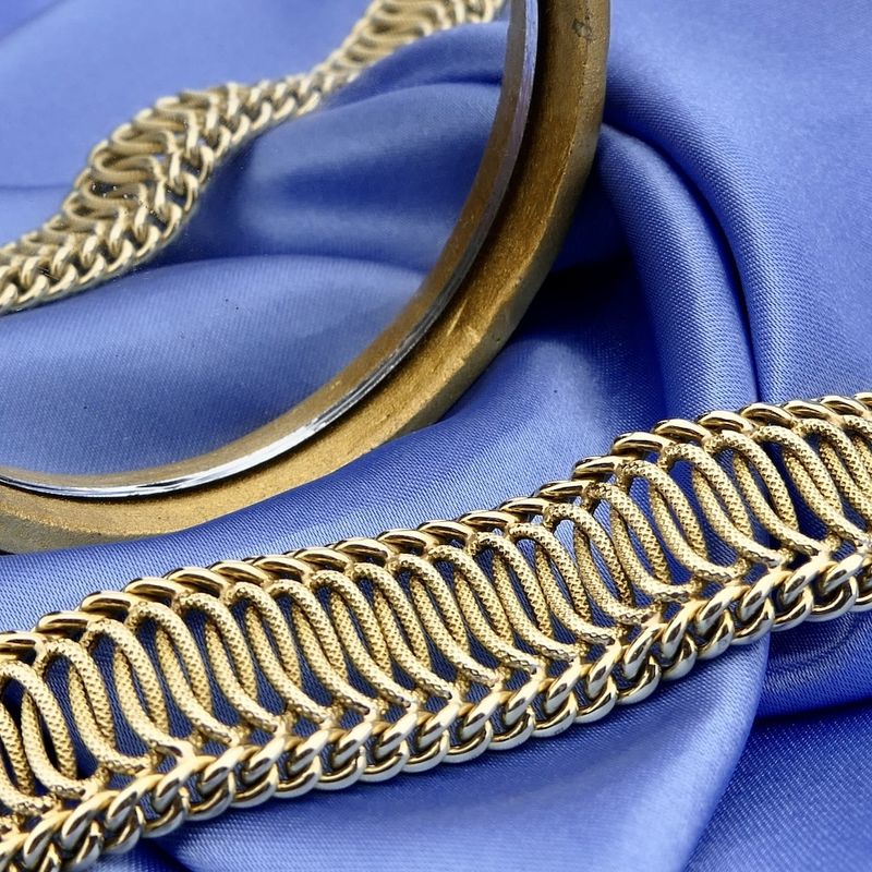 Image 2 of Golden French gourmet bracelet