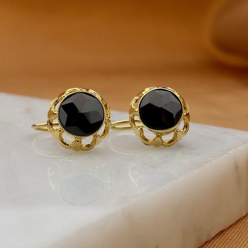 Image 2 of Vintage gold earrings with garnet