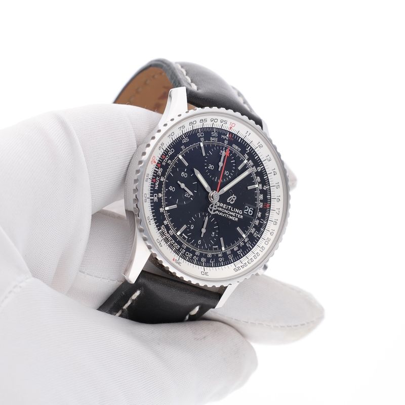 Image 9 of Breitling Navitimer Chronograph 41mm A13324; Automatic men's watch