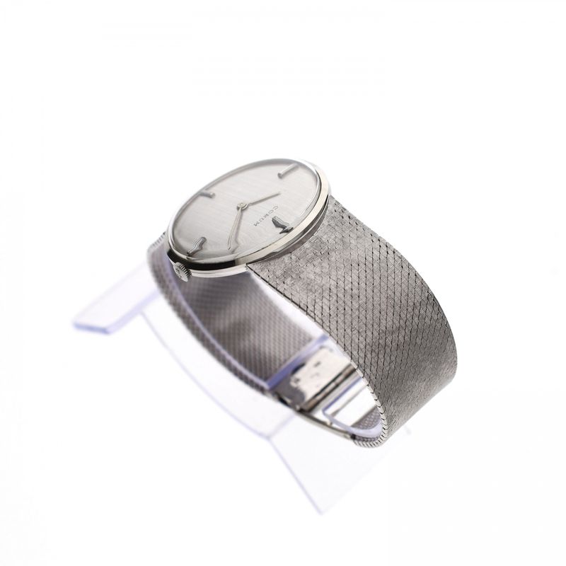 Image 4 of Corum 18ct. Ref: 8261 White Gold Men's Watch 'Linen' Dial Cal. 4200