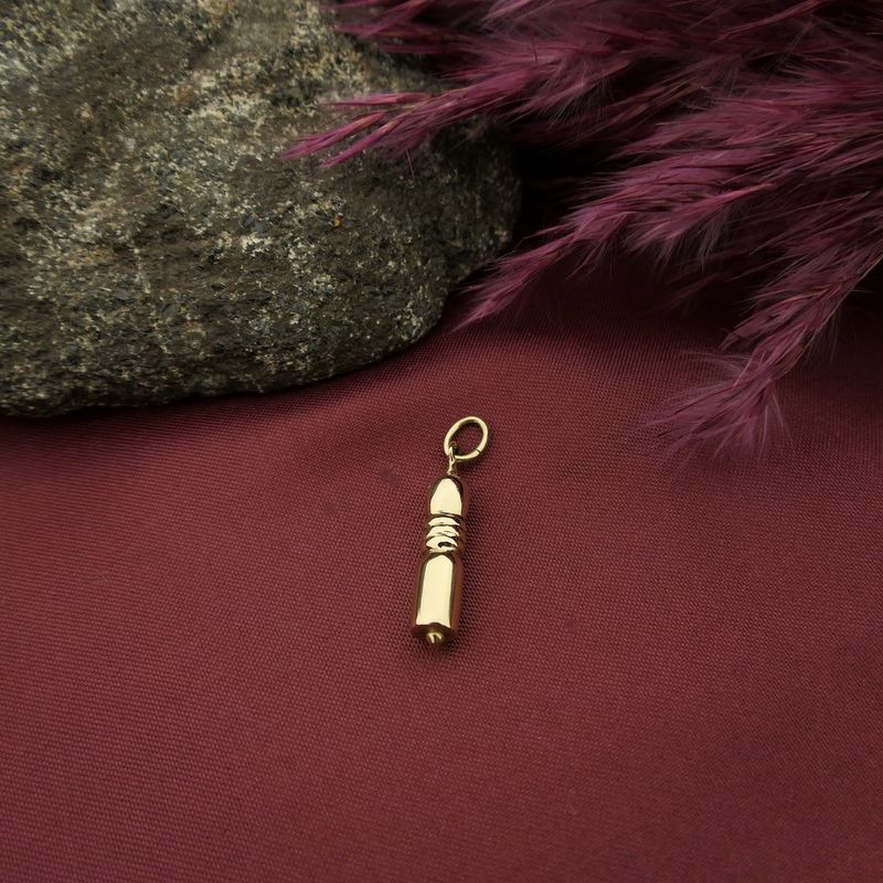 Image 2 of Gold pendant of a cone