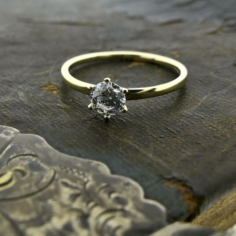 Image 2 of Gold solitaire ring with zirconia