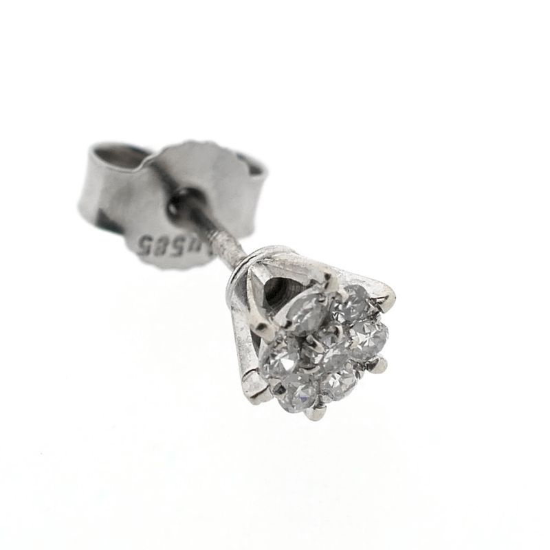 Image 5 of White gold stud earrings with diamond; 0.21 ct.