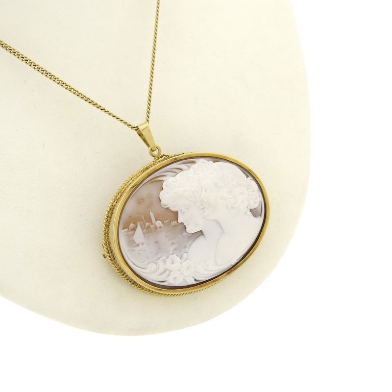 Image 11 of Gold brooch/pendant with cameo