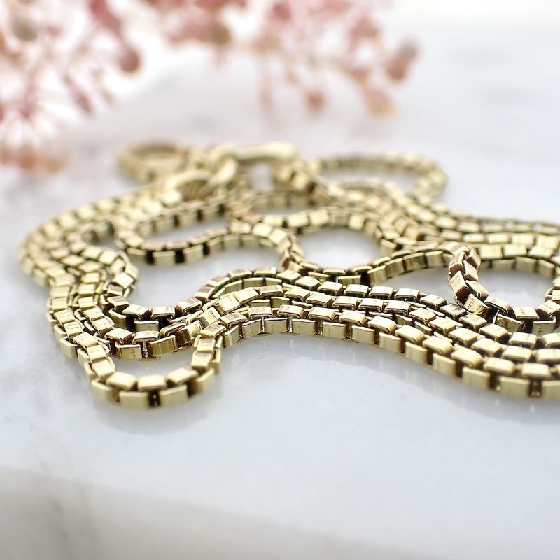 Image 5 of Golden Venetian link chain