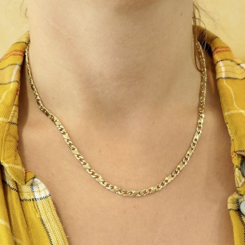 Image 2 of 8 carat Figaro/gourmet link chain